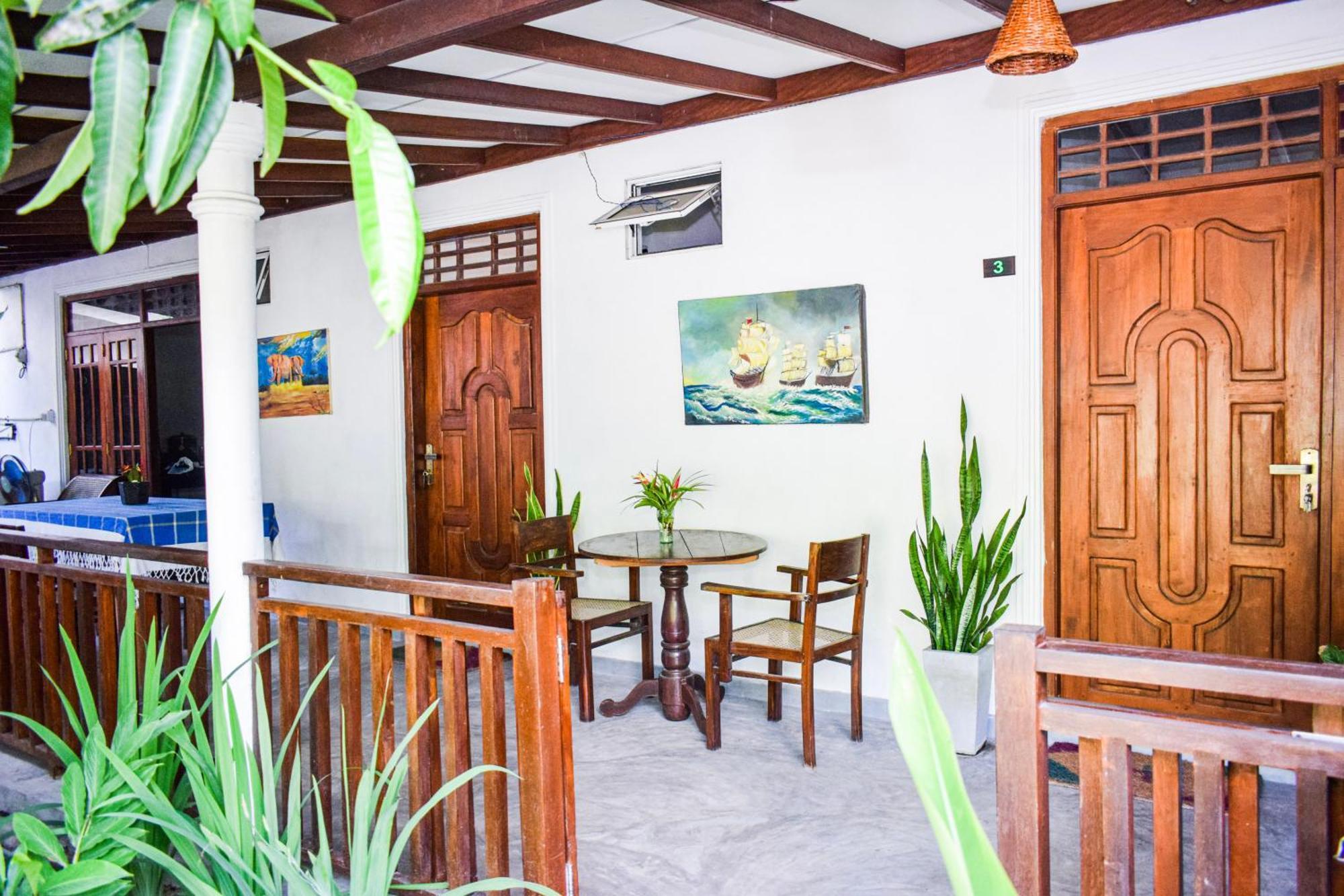 The Emerald Guest House & Villa Unawatuna Exterior photo